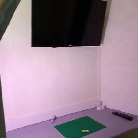 Allium - Center - Free Parking - Self-check-in Apartment Thiers