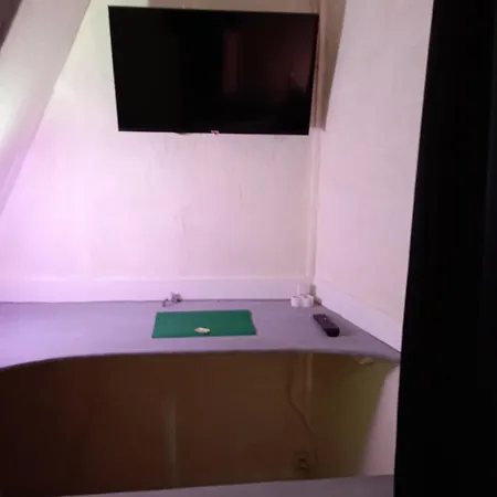 Apartment Allium - Center - Free Parking - Self-check-in Thiers